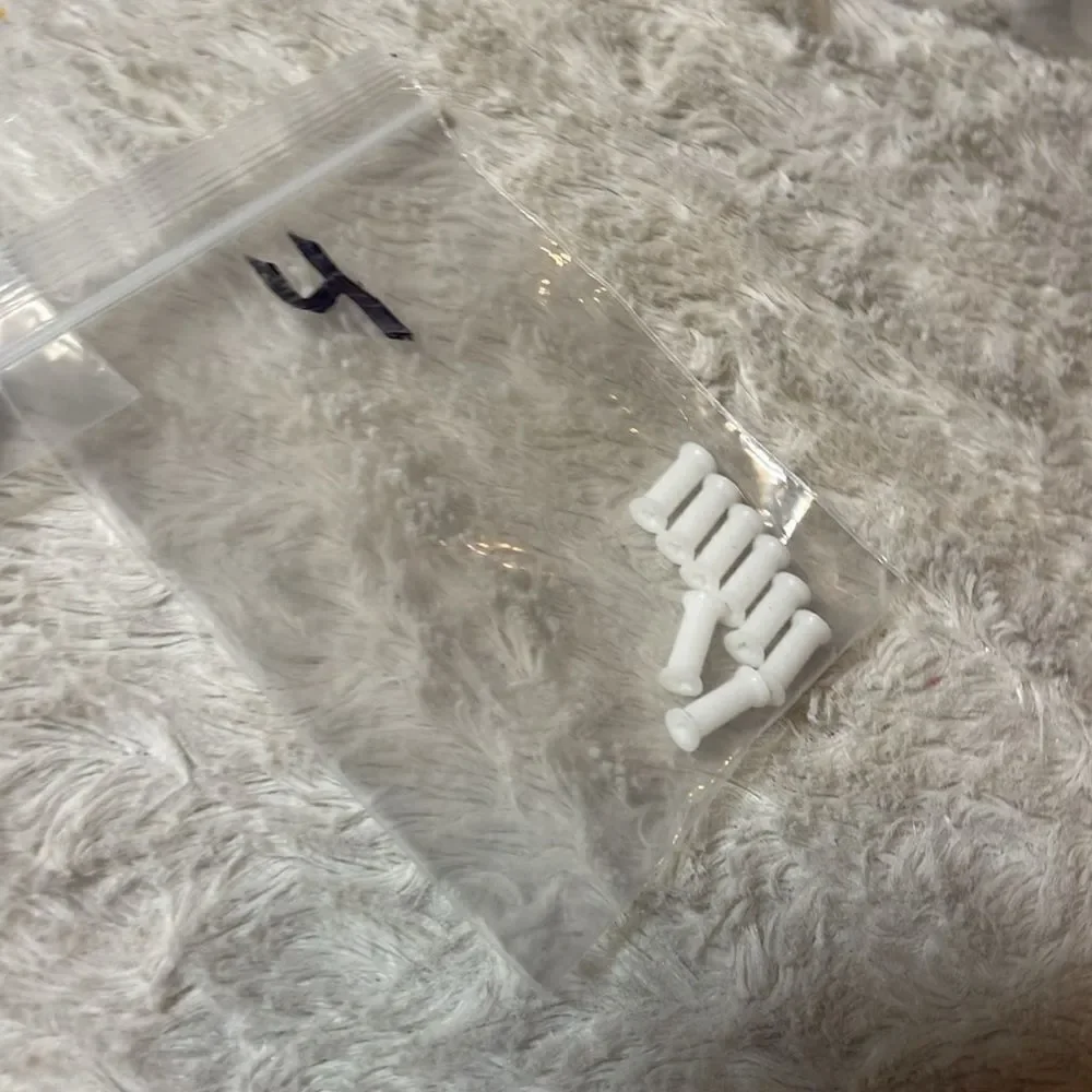 Star gauge plugs multiple sizes available white